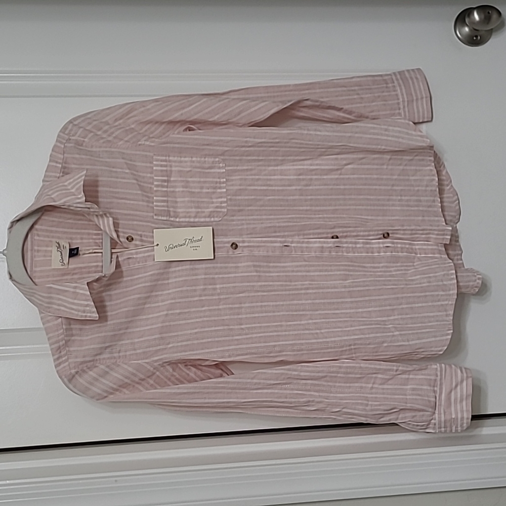Universal Thread XS Light pink striped button up blouse NWT